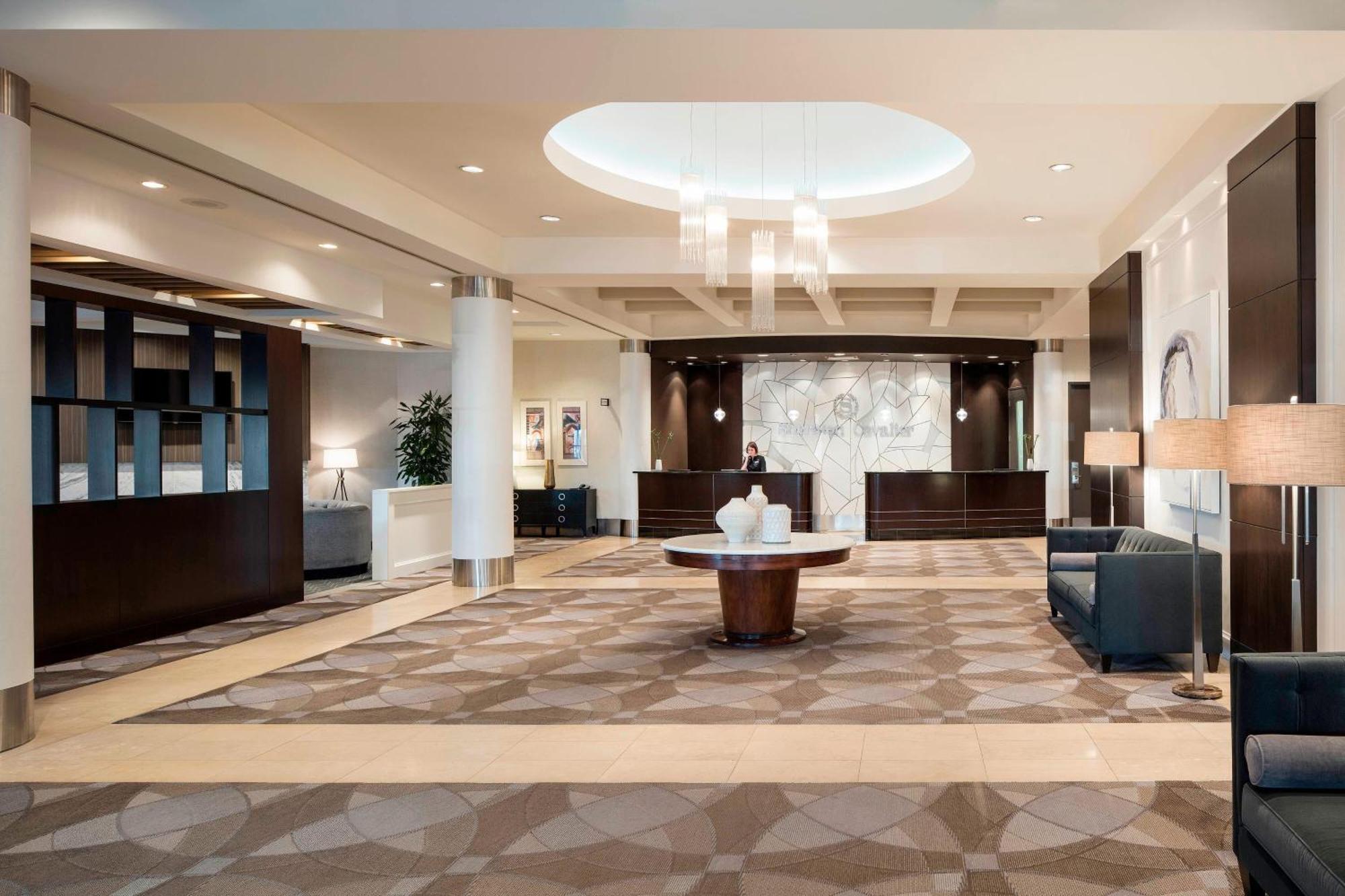 Sheraton Cavalier Calgary Hotel Kültér fotó